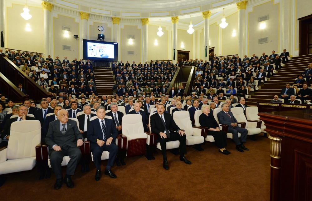 President Aliyev attends farewell ceremony for world-renowned scientist Lotfi Zadeh [PHOTO] - Gallery Image