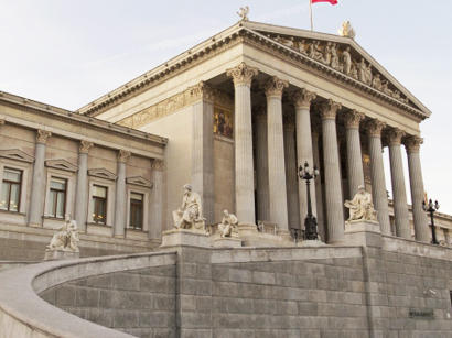 Austrians to cast ballots at legislative elections on Sunday