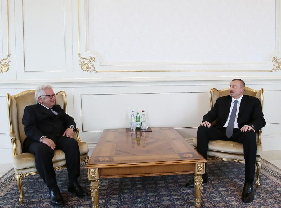 Ilham Aliyev receives credentials of Greek ambassador [PHOTO]