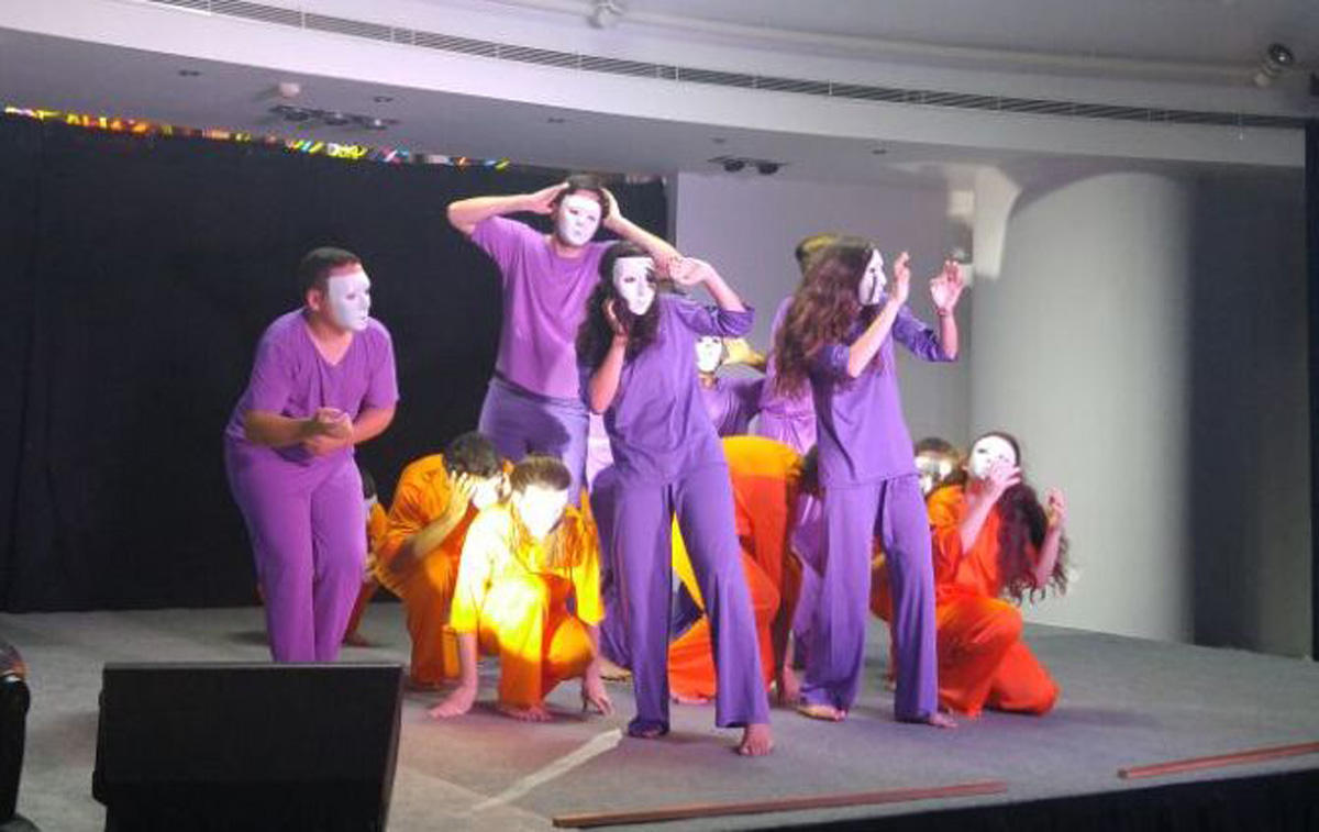 Israeli Beresheet LaShalom Rainbow Theatre Group performs in Baku [PHOTO/VIDEO]