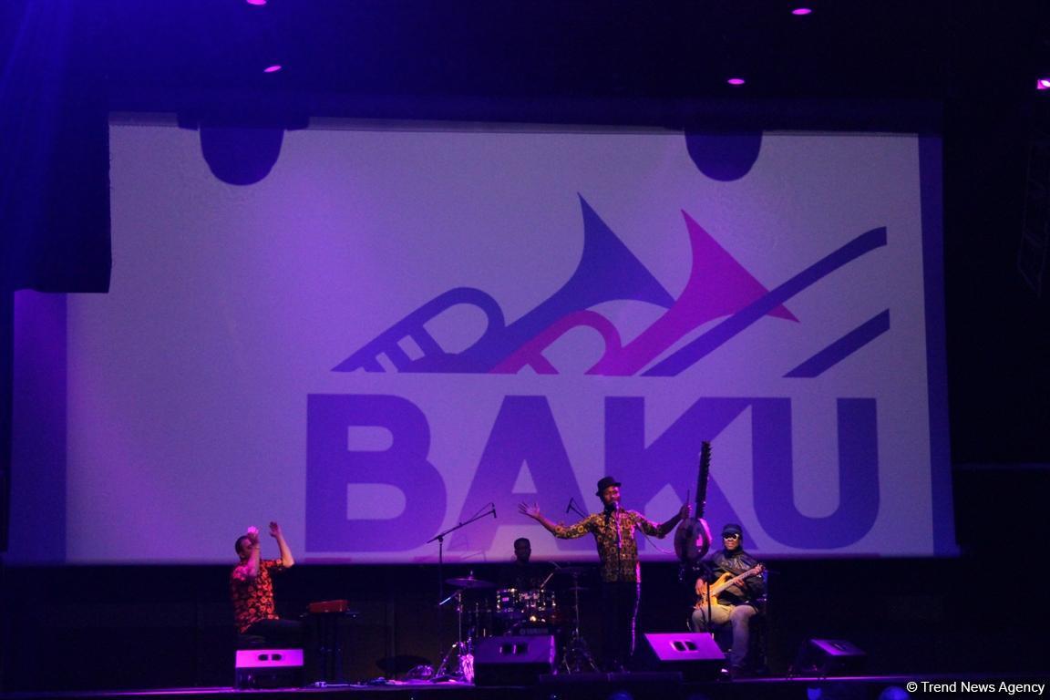 Sea breeze жара баку. Джаз в баку. Elektra events hall баку. Elektra events hall. Жара в баку 2023.