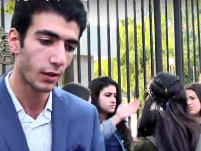 Armenian students protest against defense minister