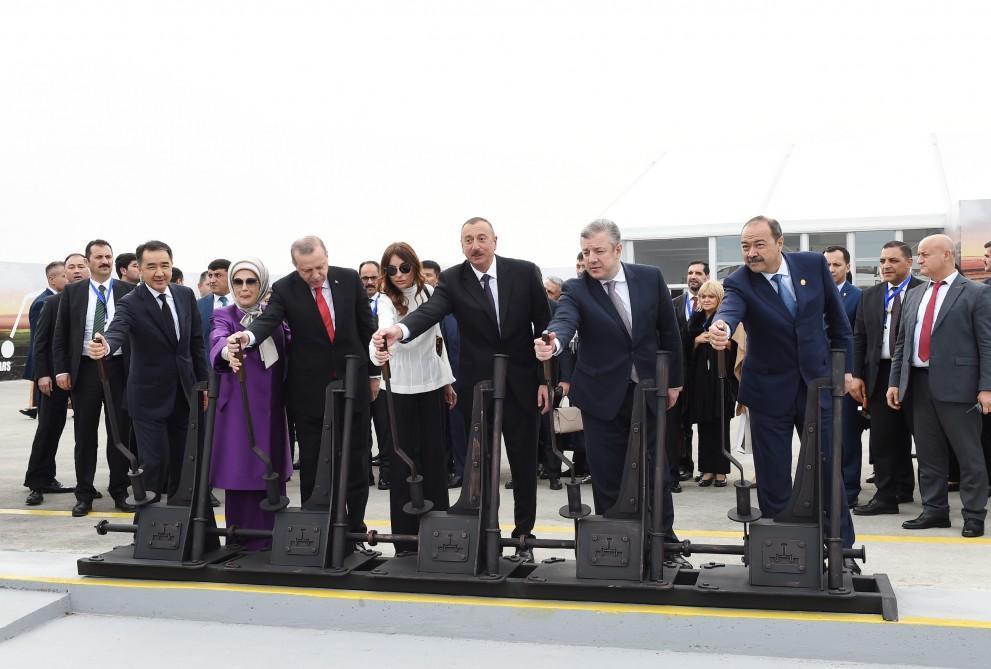 Azerbaijani president, first lady attending opening ceremony of BTK railway [PHOTO/UPDATE]