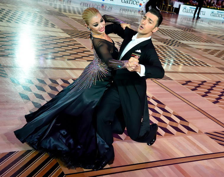 Azerbaijan's dancers leave audience mesmerized [PHOTO]
