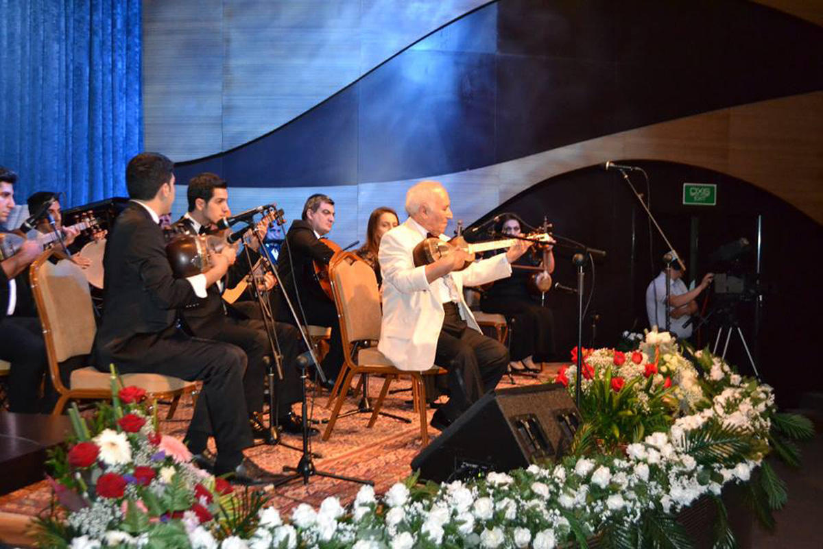 Baku hosts concert dedicated to tar performer [PHOTO]
