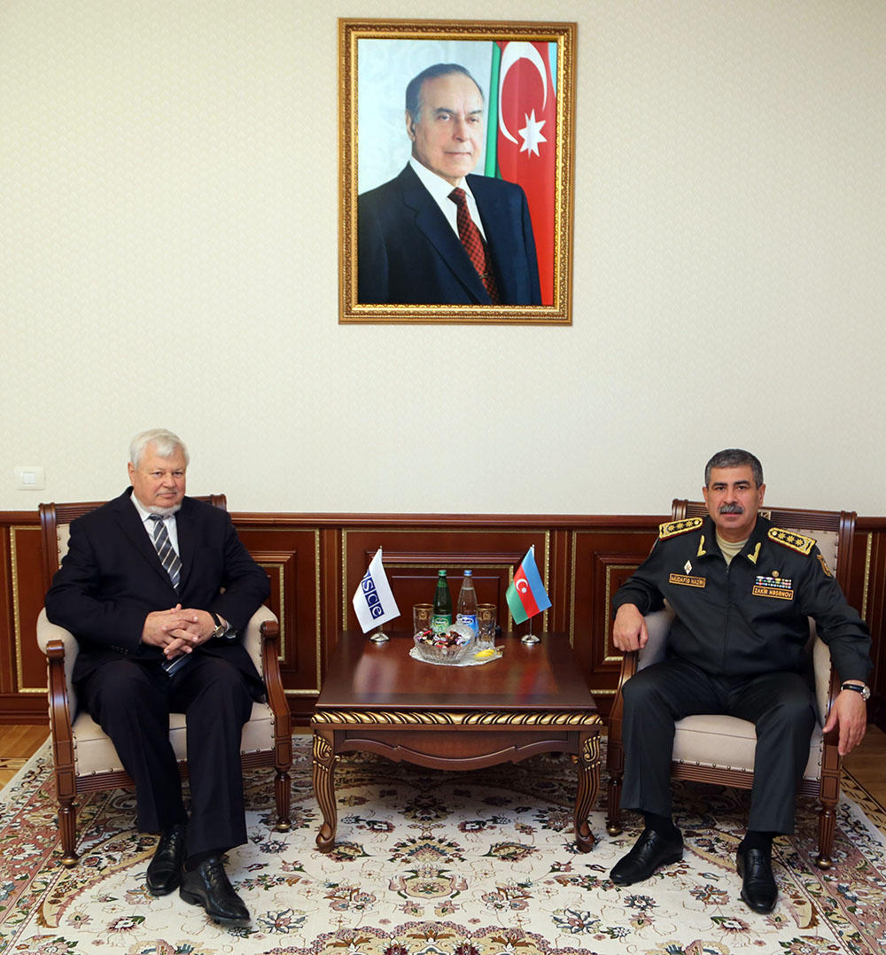 Azerbaijan's defense minister met personal rep. of OSCE chairman