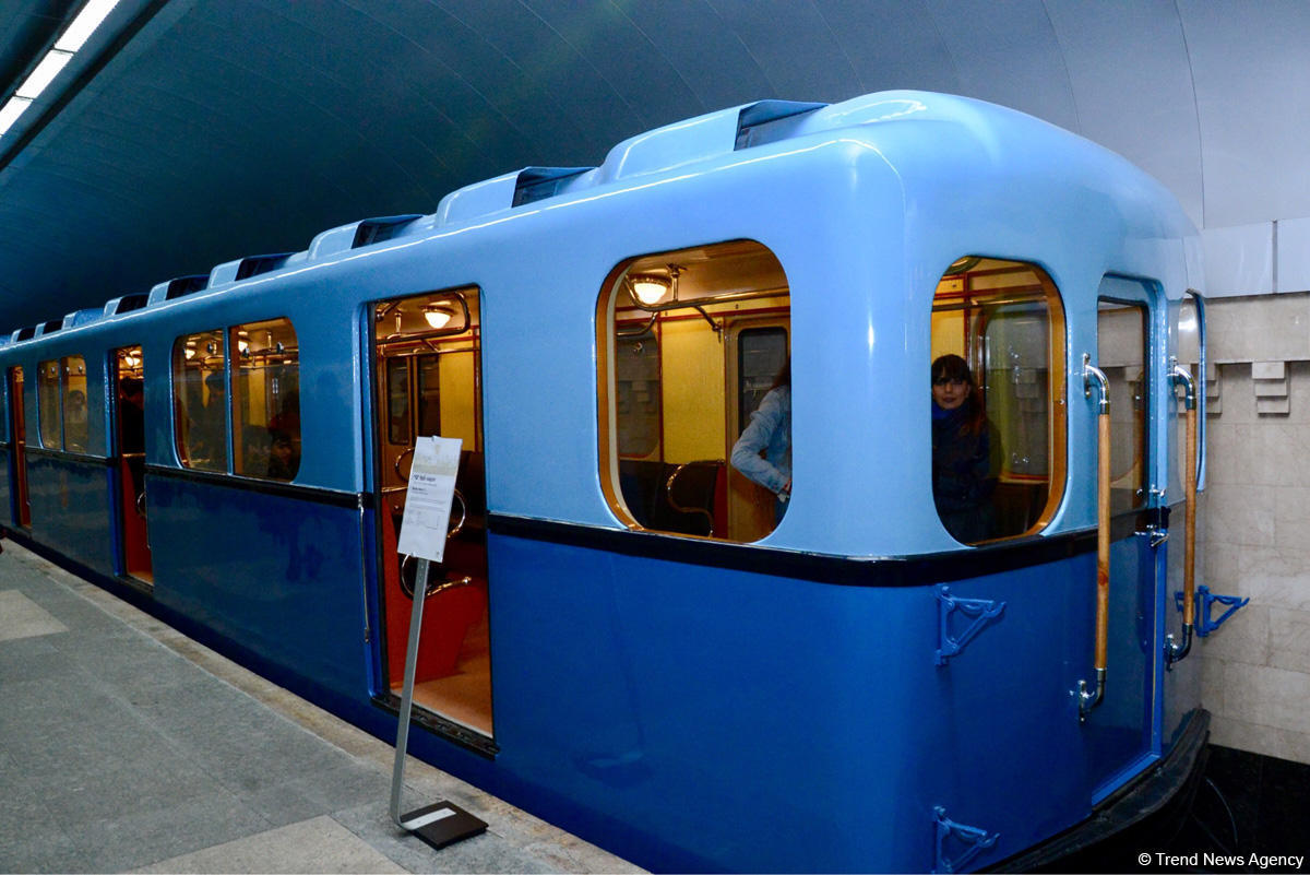 Baku Metro presents retro carriages timed to 50th anniversary [PHOTO]