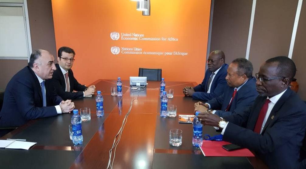 Azerbaijani FM meets UN official for Africa [PHOTO]