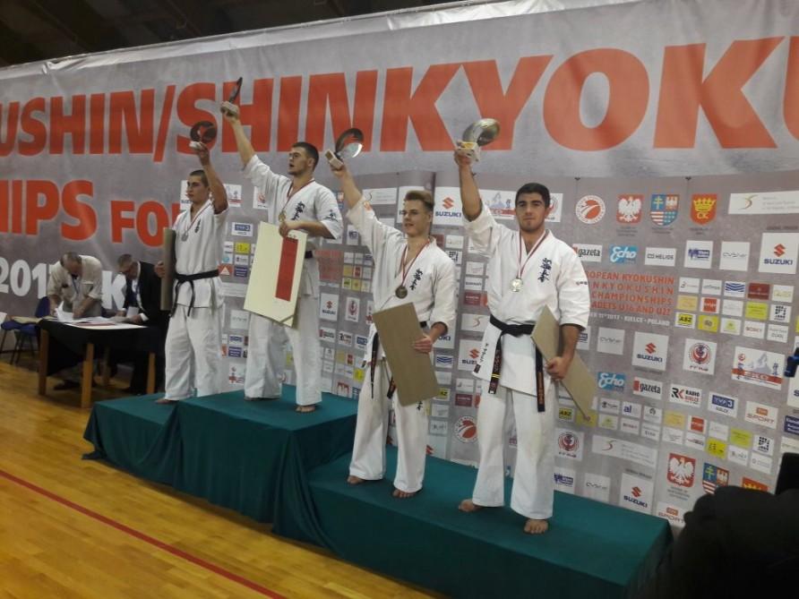 Azerbaijani karate fighters claim three medals at European championship [PHOTO]