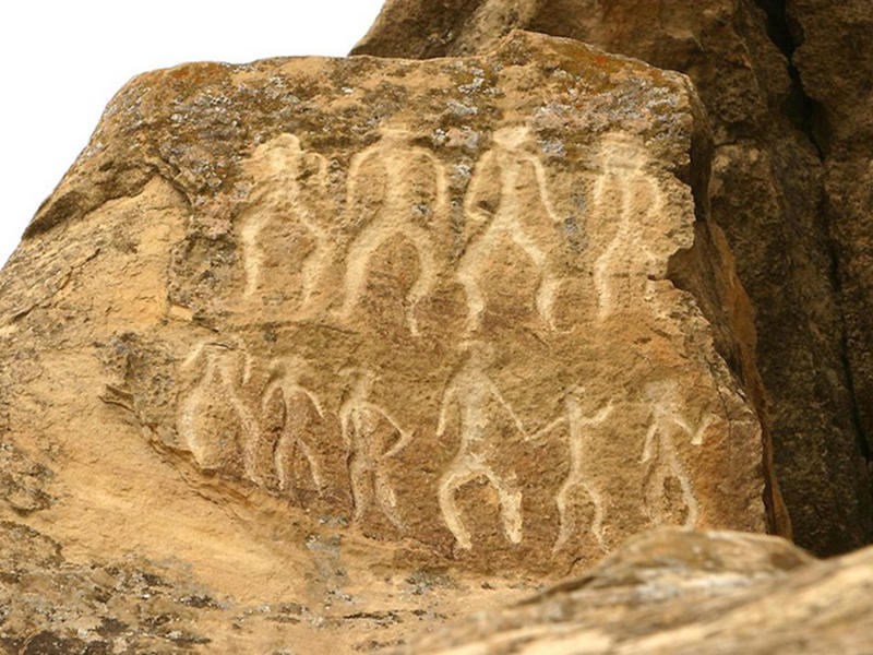 Walk in footsteps of Paleolithic ancestors at Gobustan [PHOTO]