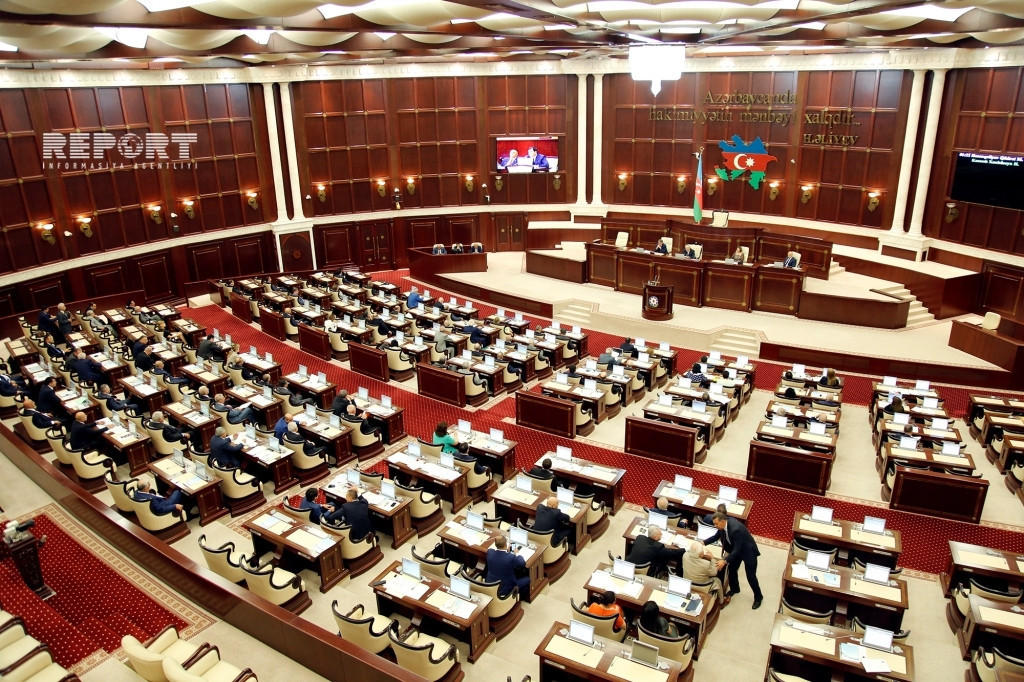 Parliament continues discussions of draft state budget for 2018