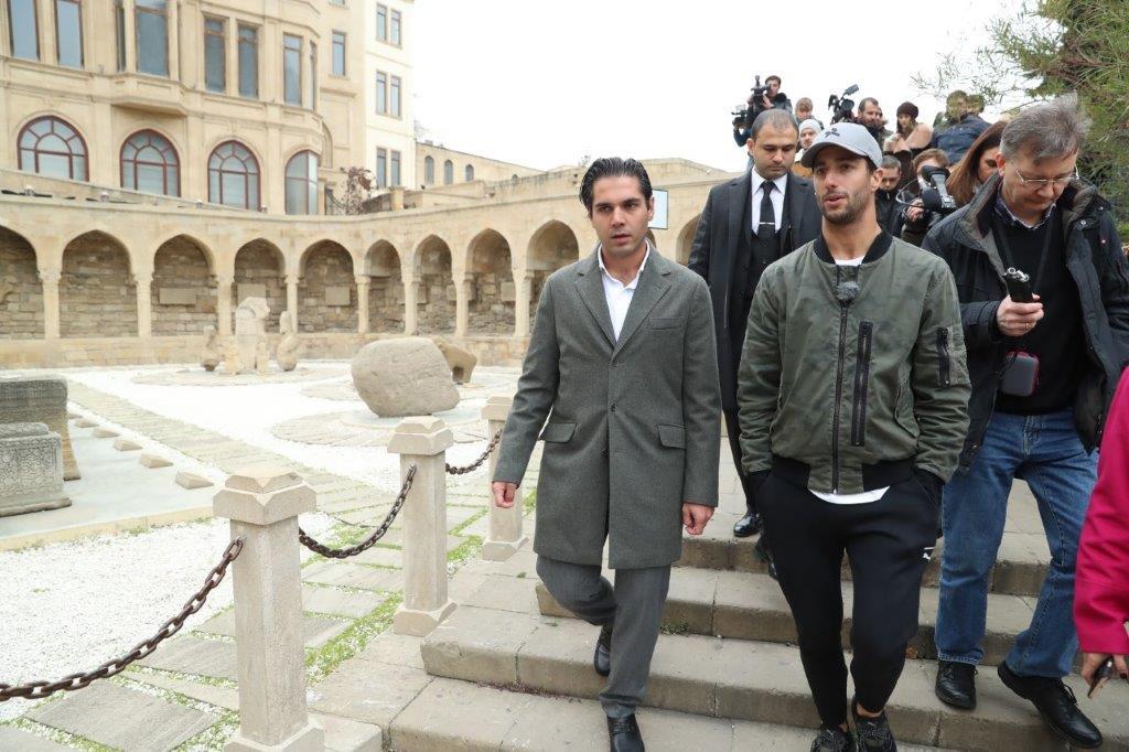 Daniel Ricciardo visits Baku City Circuit [PHOTO]