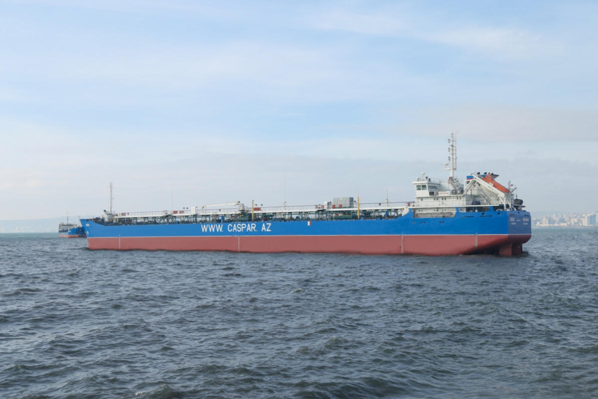 Oil tanker overhauled in Azerbaijan [PHOTO]