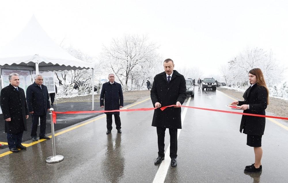 President Ilham Aliyev attends opening of new roads in Guba [PHOTO]