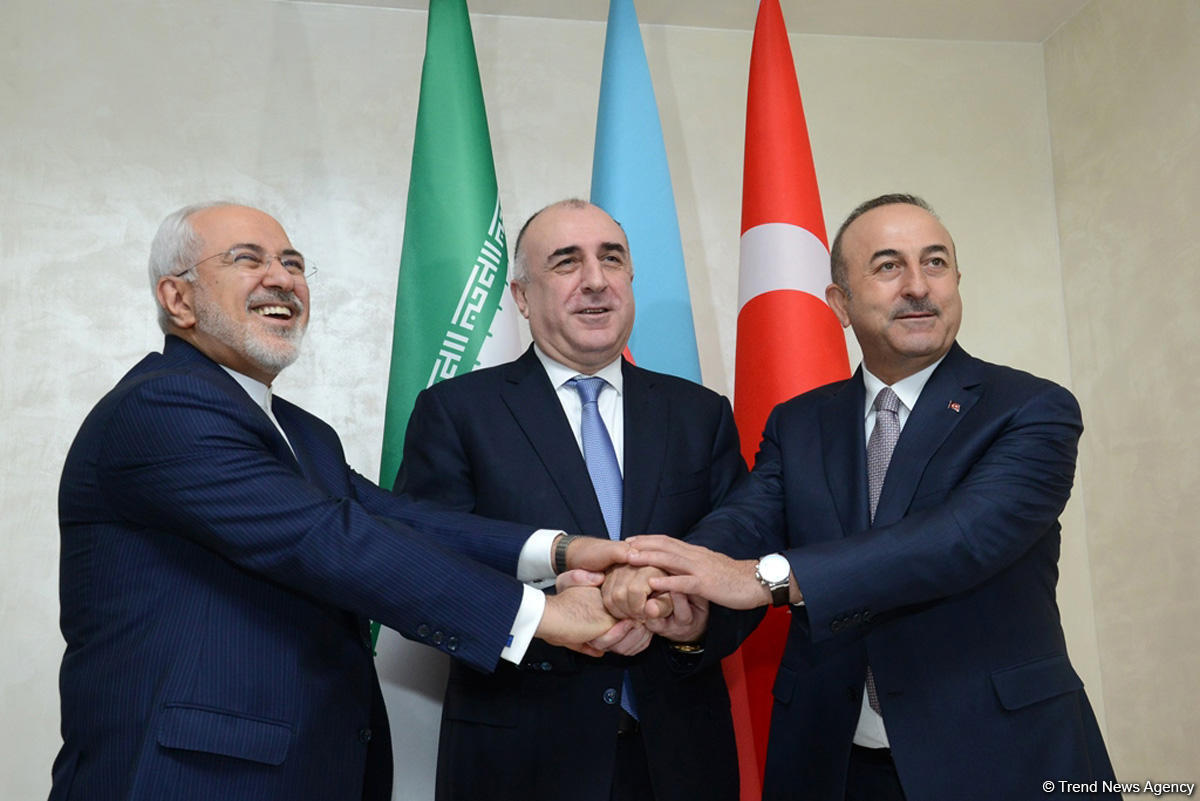 Trilateral meeting of Azerbaijani, Iranian, Turkish FMs kicks off [PHOTO]