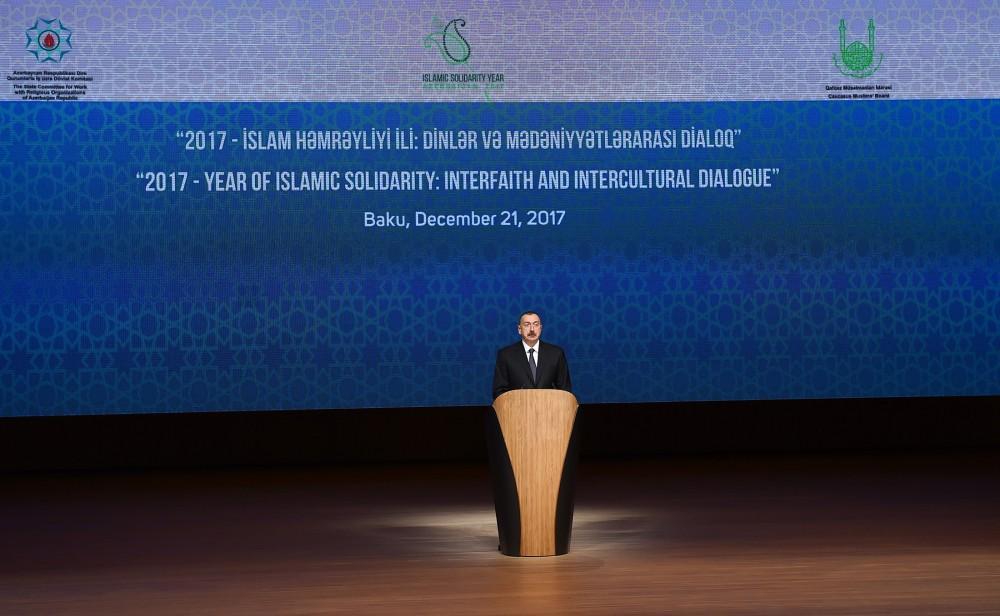 President Aliyev attending int’l conference dedicated to Year of Islamic Solidarity [UPDATE]