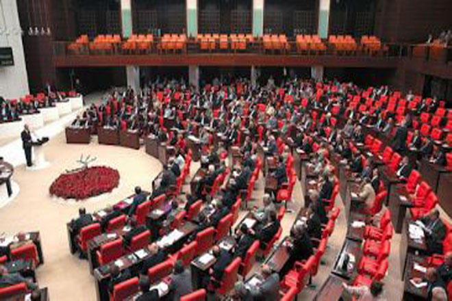 Turkish parliament adopts nation’s budget for 2018