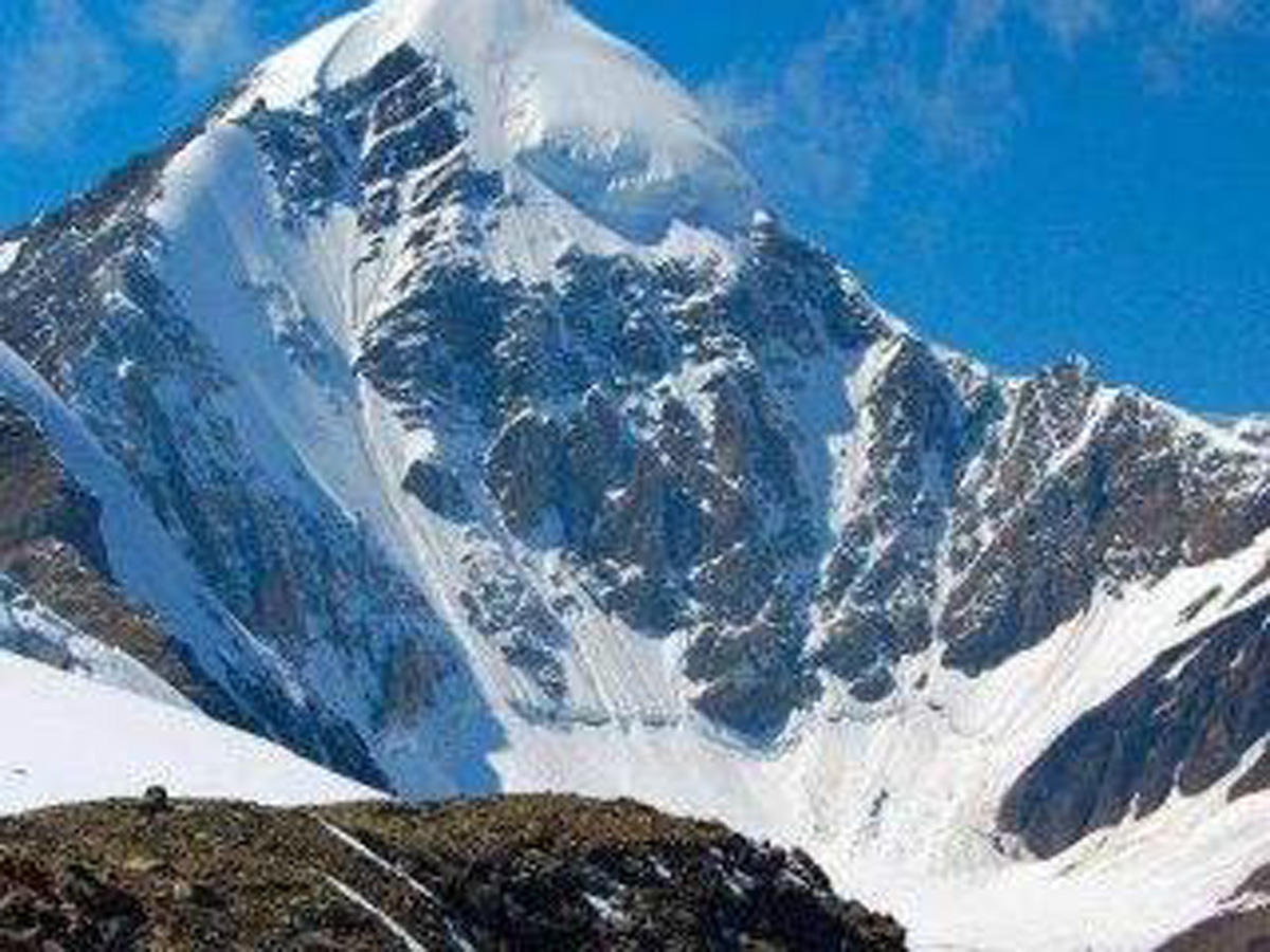 More rescuers dispatched for searching missing Azerbaijani mountaineers