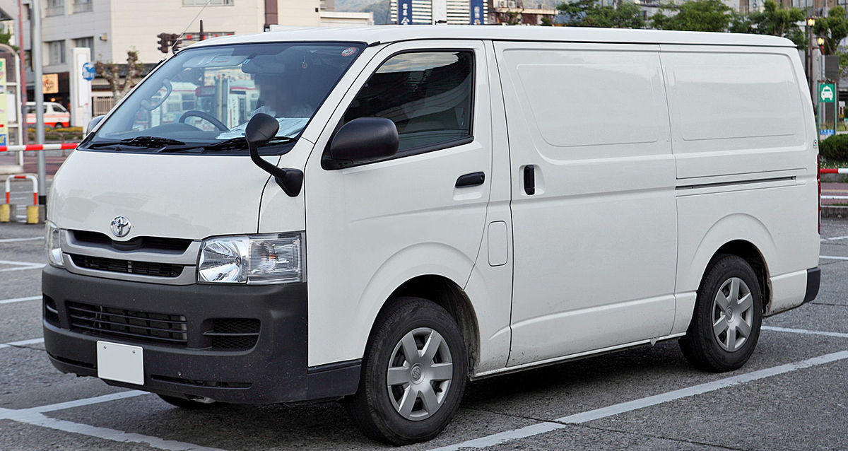 Turkmenistan acquires minibuses in Japan