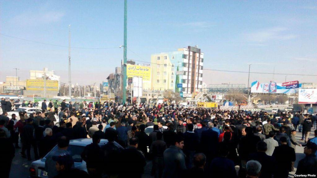 Pro-government rallies held in Iran