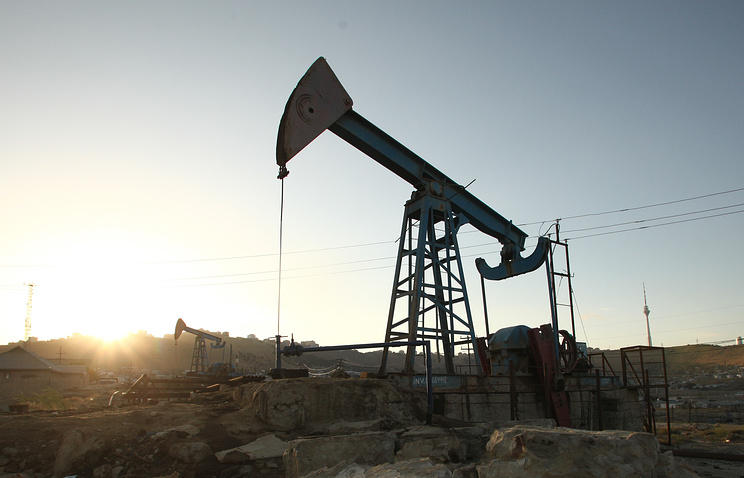 Oil Price Retreats From $70 Level After Hitting A Three-Year High