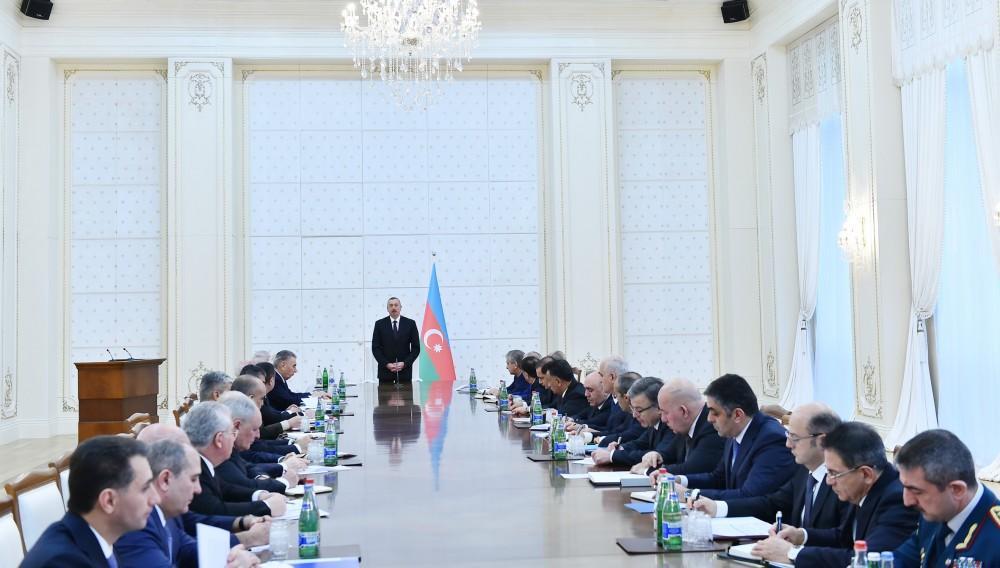 President Aliyev chairs Cabinet meeting on results of socioeconomic development of 2017, future goals [PHOTO]