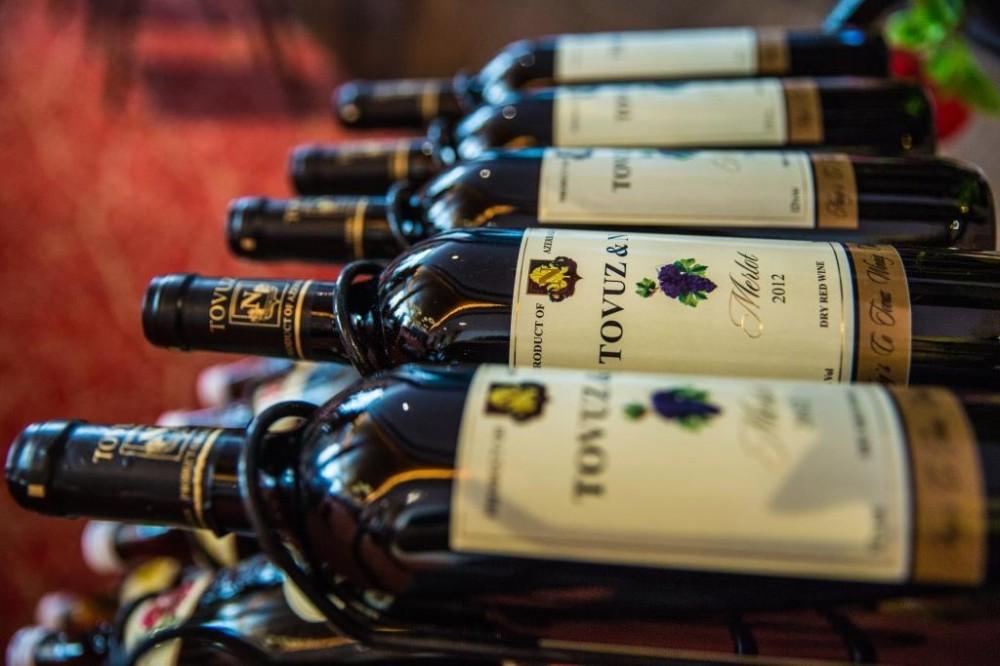 Azerbaijan to increase alcoholic beverage export in Ukraine