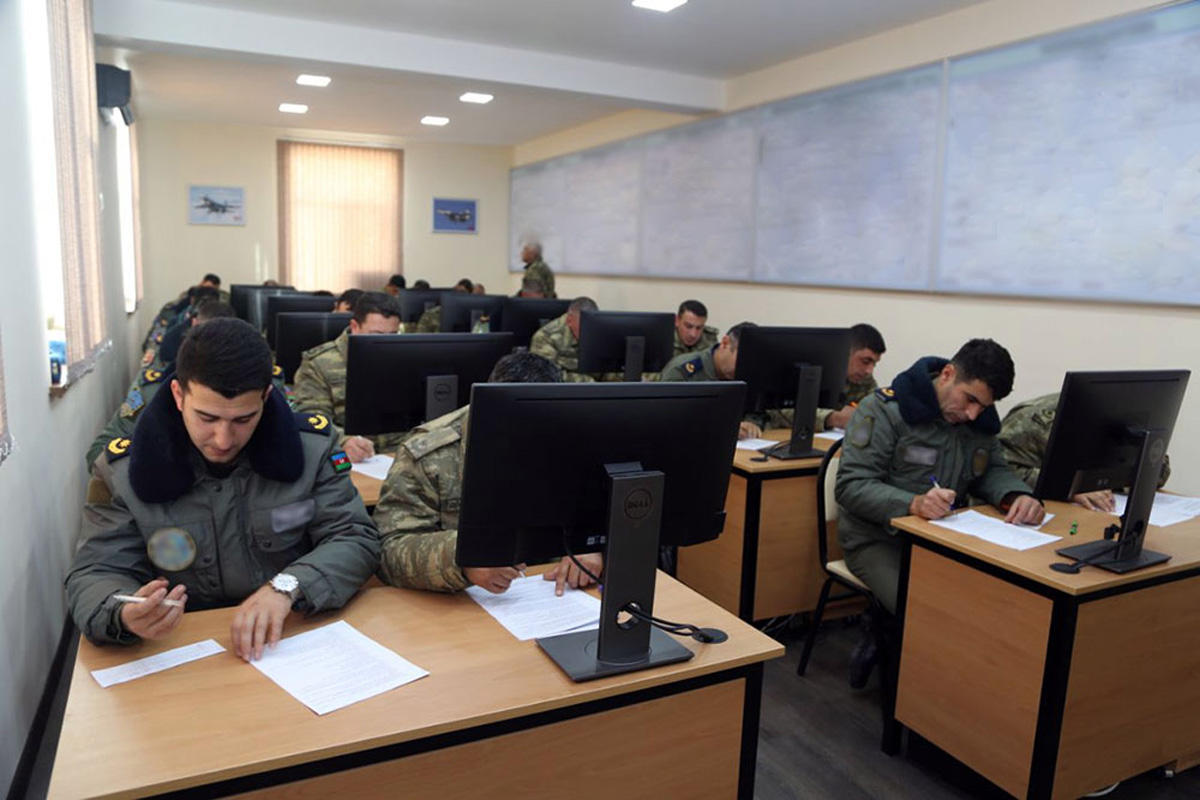 Azerbaijani army personnel passing qualification exams [PHOTO] - Gallery Image