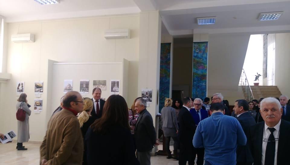 Photo exhibition of Romanian sculptor's works opens in Baku [PHOTO]