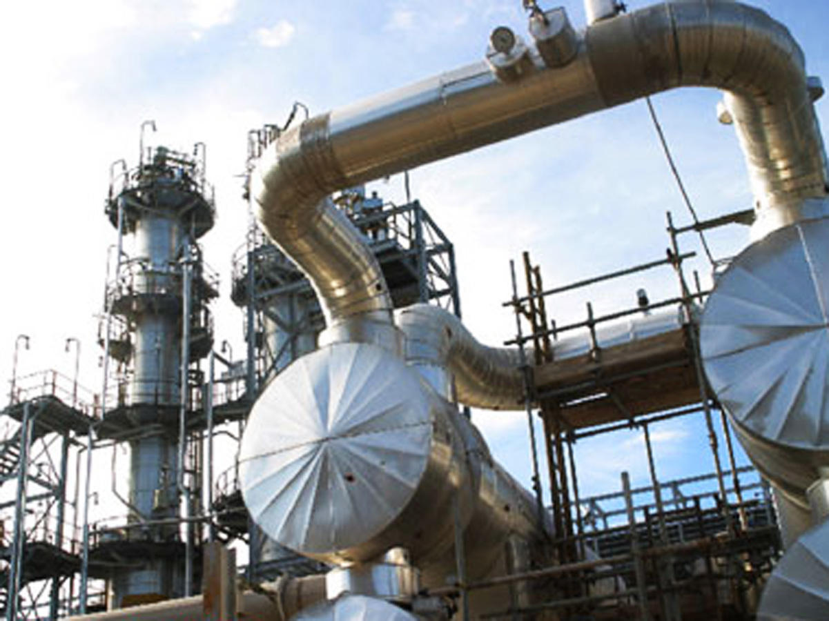 Time of awarding second contract on Baku Oil Refinery announced
