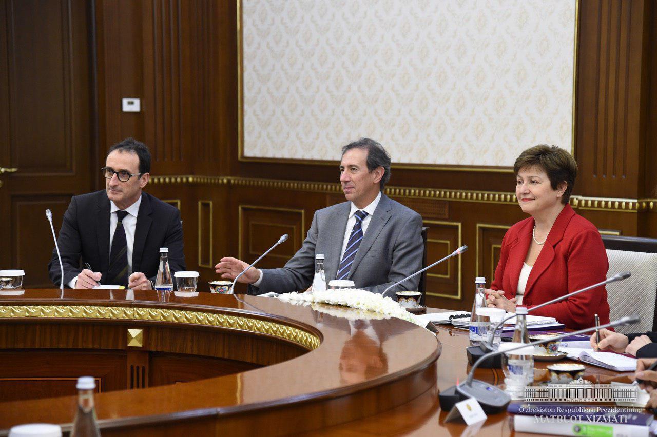 Uzbek president receives WB delegation