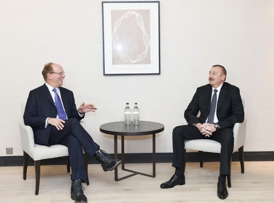 President Ilham Aliyev meets with director of American company Black Rock [PHOTO]