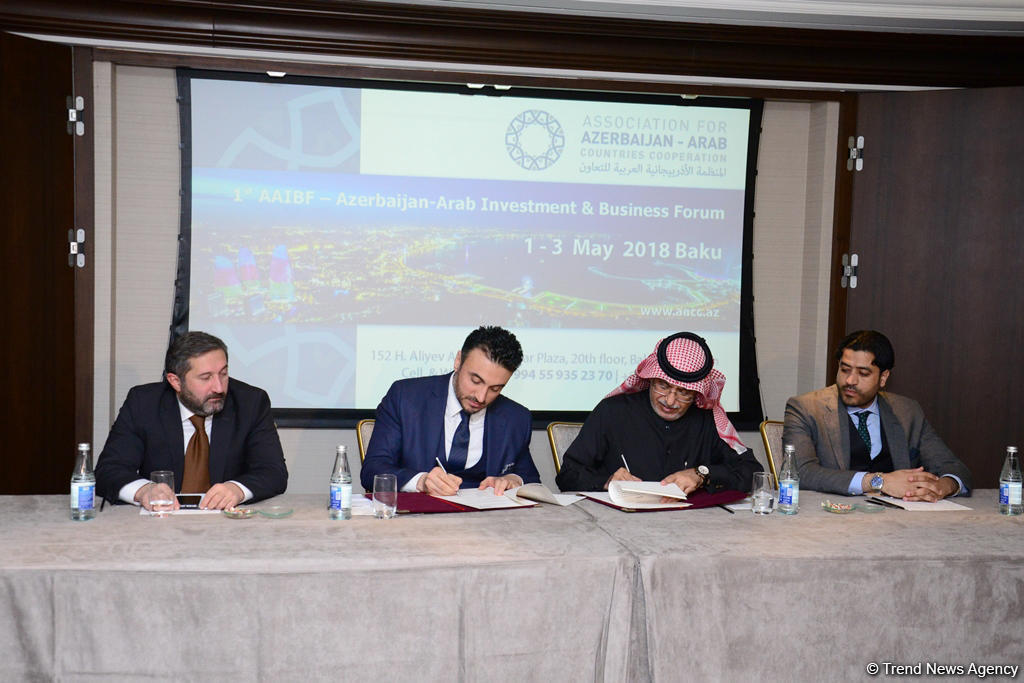 Agreement signed to attract Arab investments, tourists in Azerbaijan [PHOTO]