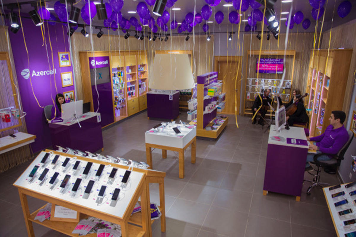 Azercell’s next regional Exclusive Shop now in Khachmaz [PHOTO]