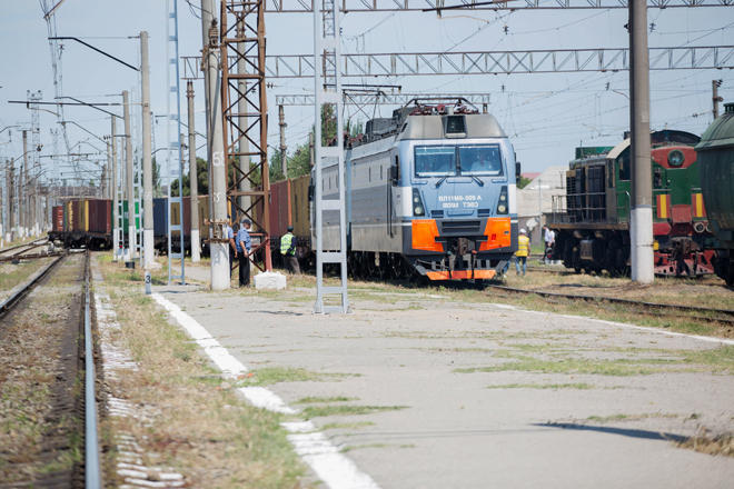 Kazakhstan sends off another freight train via Baku-Tbilisi-Kars railway