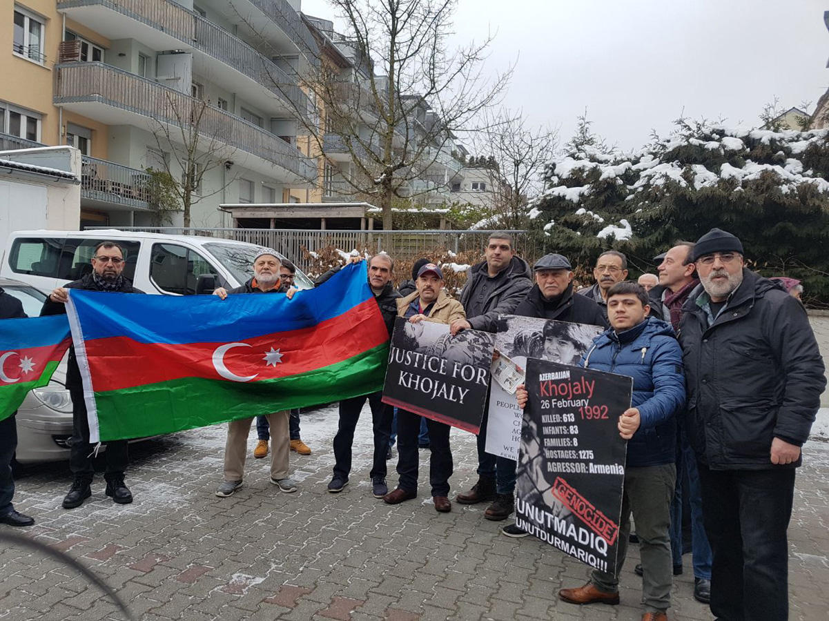 Azerbaijanis in Munich hold protest rally over Khojaly genocide [PHOTO]