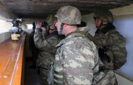 Azerbaijani defense minister checks readiness of frontline units <span class="color_red">[PHOTO]</span>