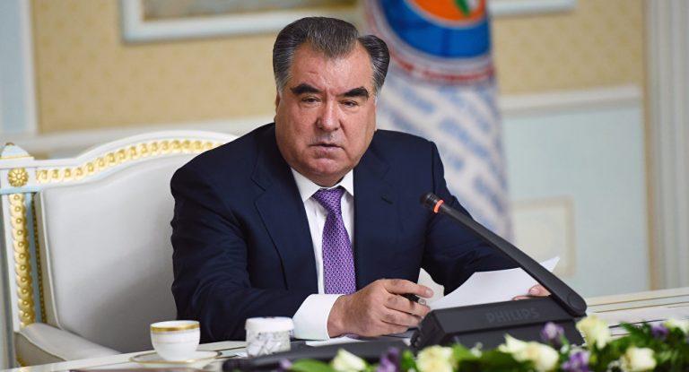 Tajik president holds talks with Polish counterpart