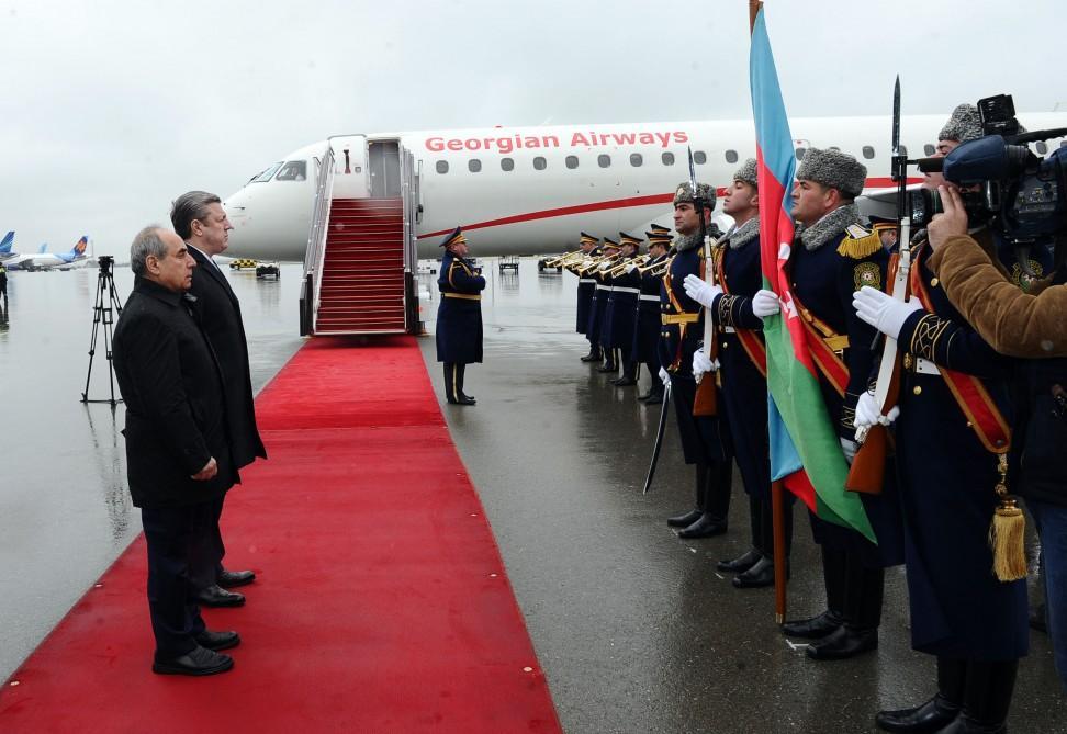 Georgian PM arrives in Azerbaijan [PHOTO]
