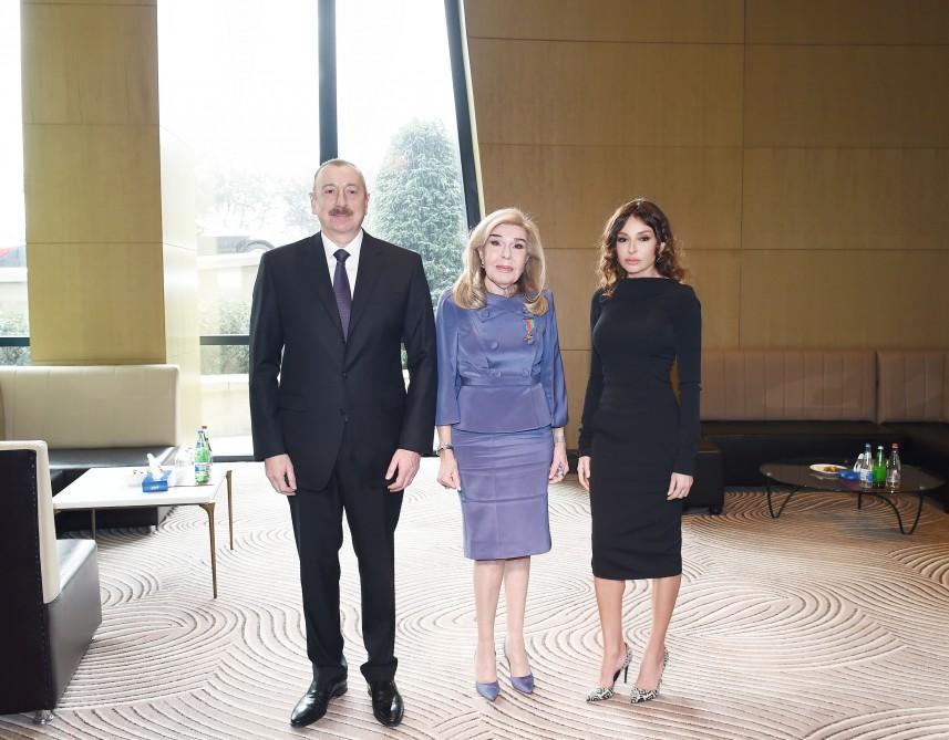 President Aliyev presents Dostlug Order to President of Marianna V. Vardinoyannis Foundation [UPDATE]