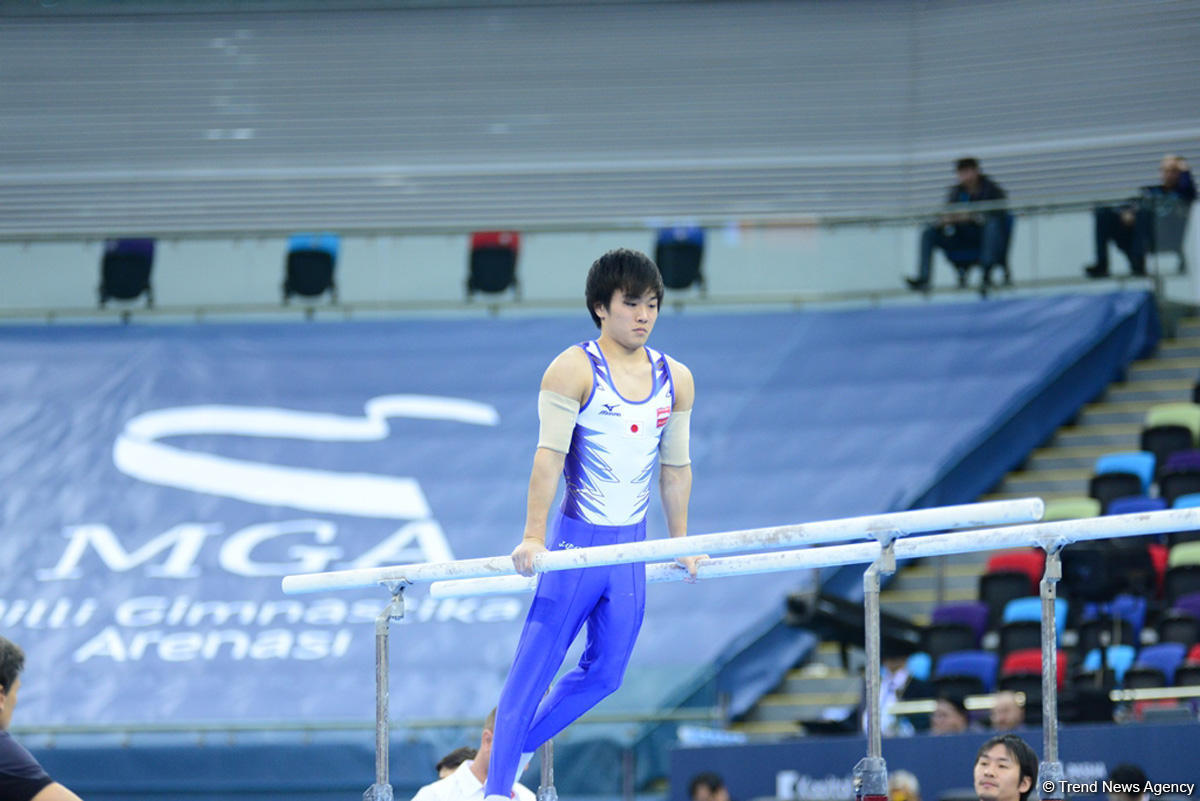 Kenta Chiba wins gold in parallel bars event at World Cup in Baku