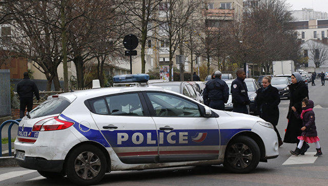 Three die in French shooting and hostage-taking, attacker killed