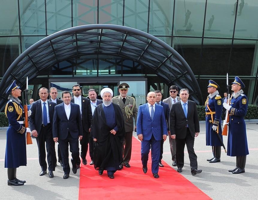 Iranian president completes visit to Azerbaijan [PHOTO]