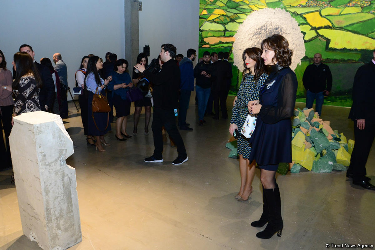 YARAT hosts solo exhibitions of Aida Mahmudova and Michelangelo Pistoletto [PHOTO] - Gallery Image