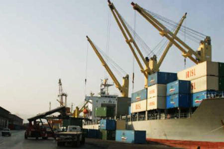 Metal products load/unload at Iranian ports increases