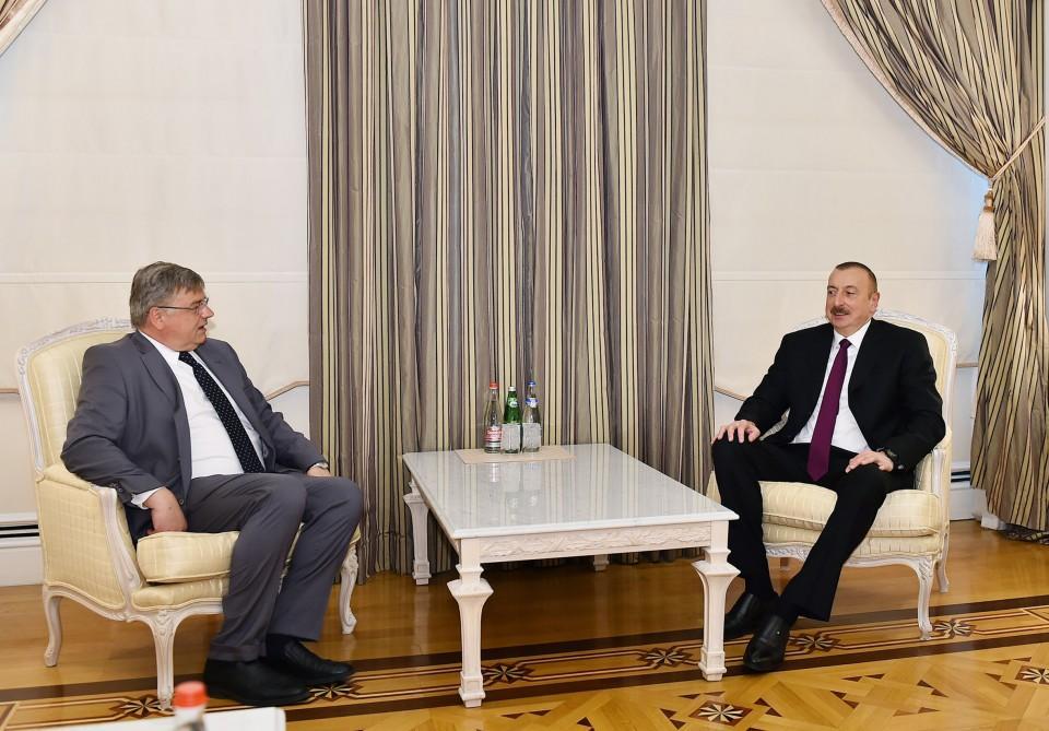 Azerbaijani president receives head of ECR mission [UPDATE]
