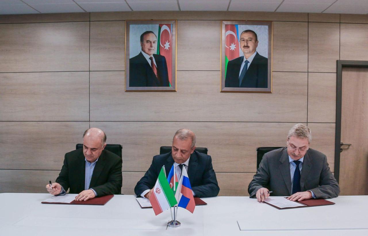 Azerbaijan, Russia, Iran to create working group to integrate energy systems [PHOTO]
