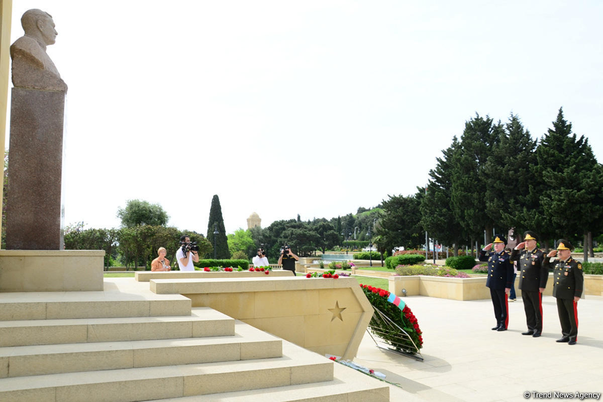 Slider Image 1