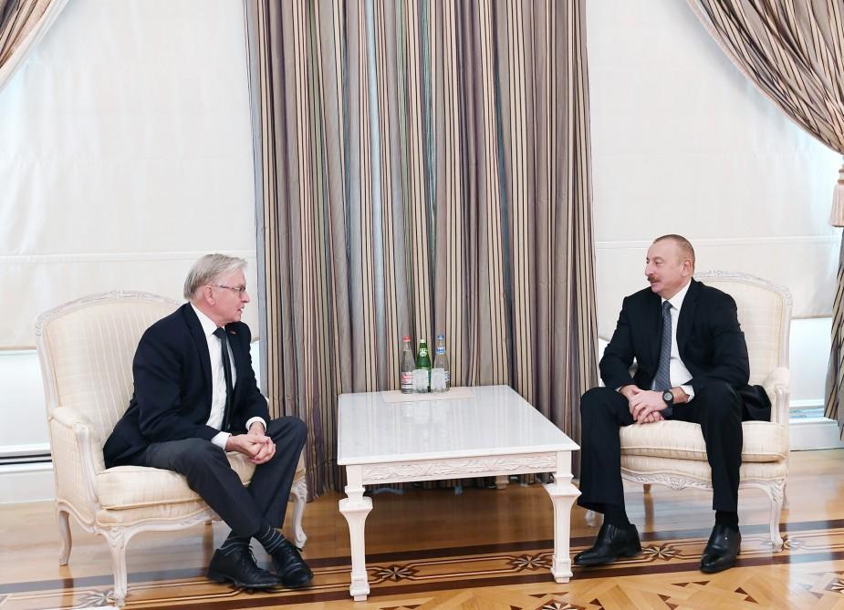 Azerbaijani president receives former president of Dutch Senate [UPDATE]