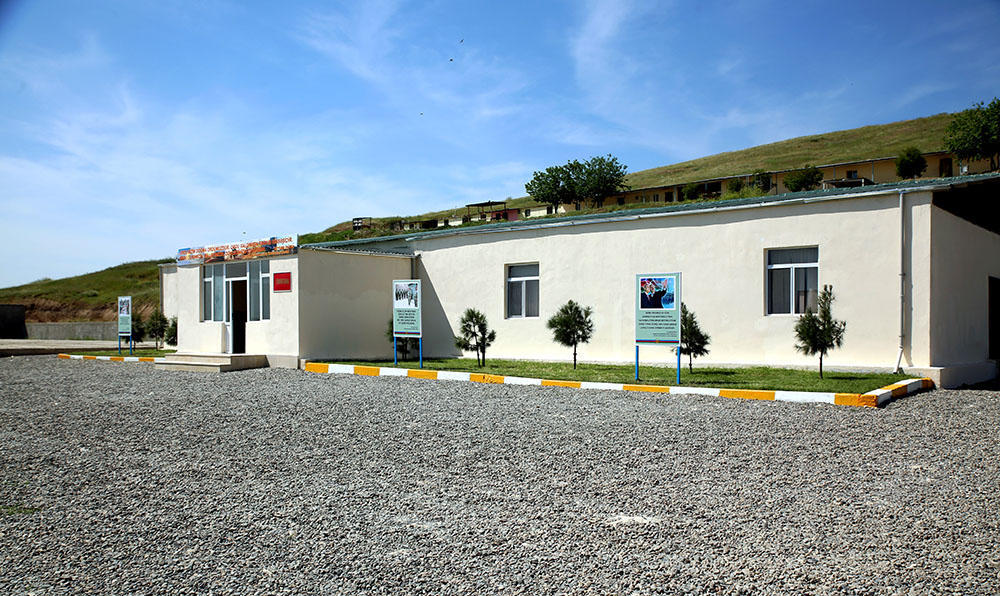 Slider Image 1